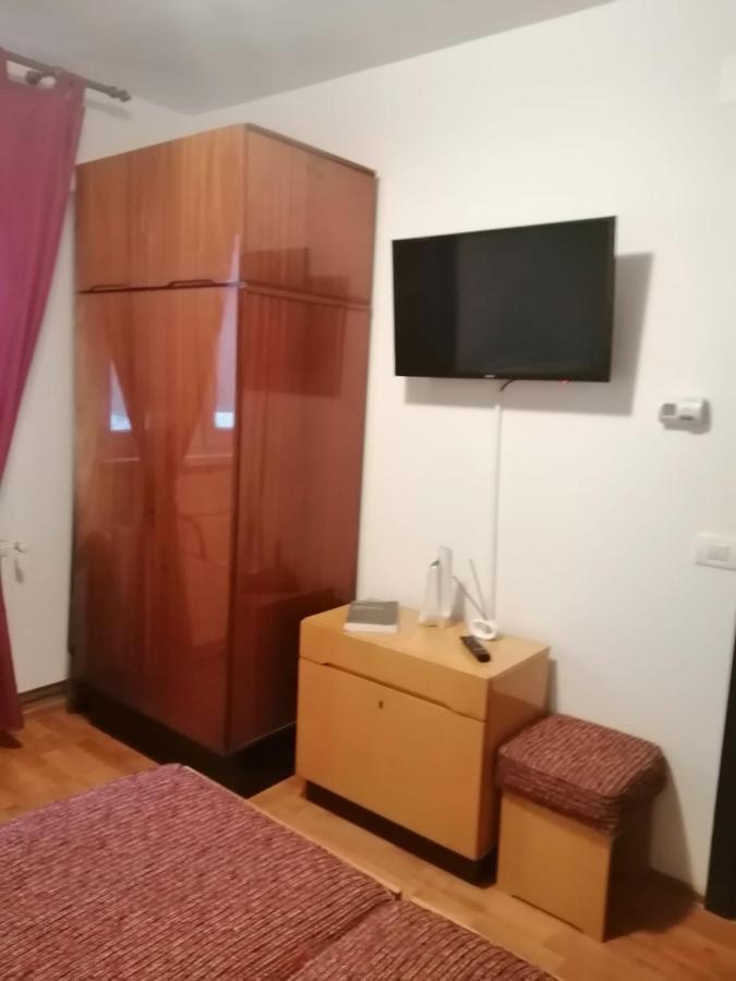 Apartment Valea Azugii Azuga Exteriér fotografie